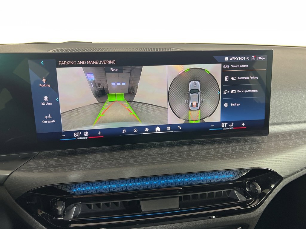 Used 2026 BMW 330i xDrive 330i xDrive w/ M Sport Package image 9