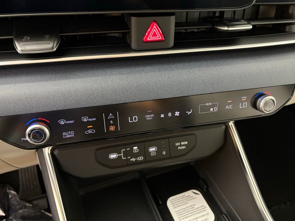 New 2026 Kia Carnival EX FWD image 27