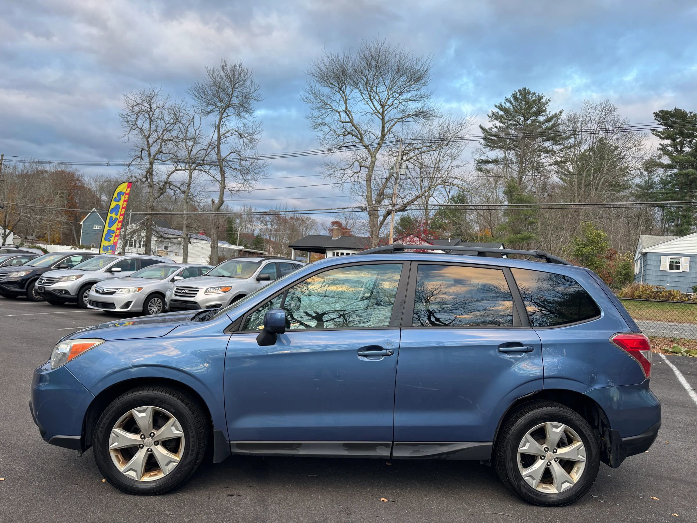 Used 2015 Subaru Forester 2.5i Premium w/ All-Weather Package image 8