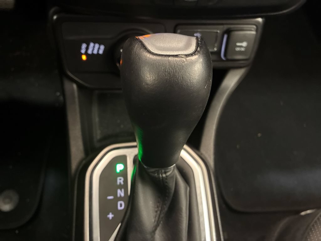 Used 2020 Jeep Renegade Limited w/ Safety and Security Group AWD/4WD image 21