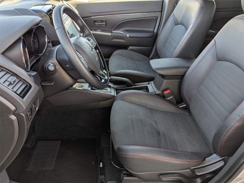 Used 2025 Mitsubishi Outlander Sport SE image 20