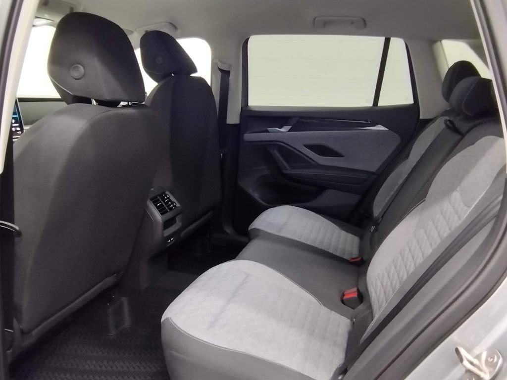 New 2026 Volkswagen Tiguan S image 21