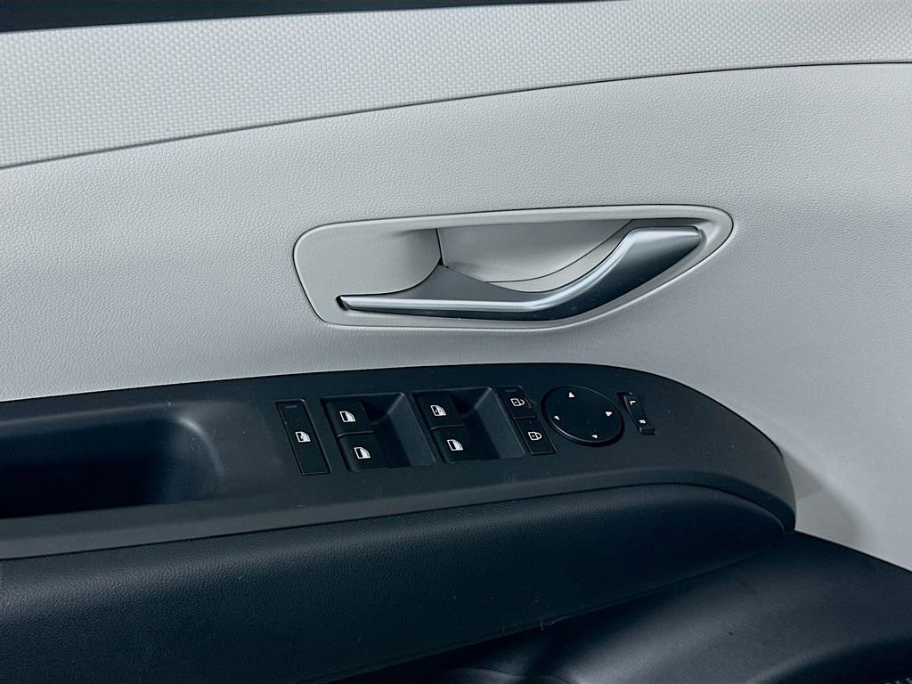 New 2026 Hyundai Tucson Blue SE w/ Tow & Go Package image 19