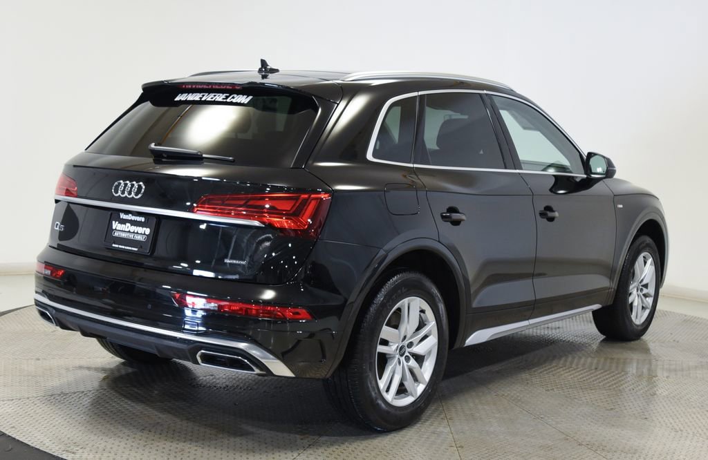 Used 2023 Audi Q5 2.0T Premium w/ Convenience Package image 13