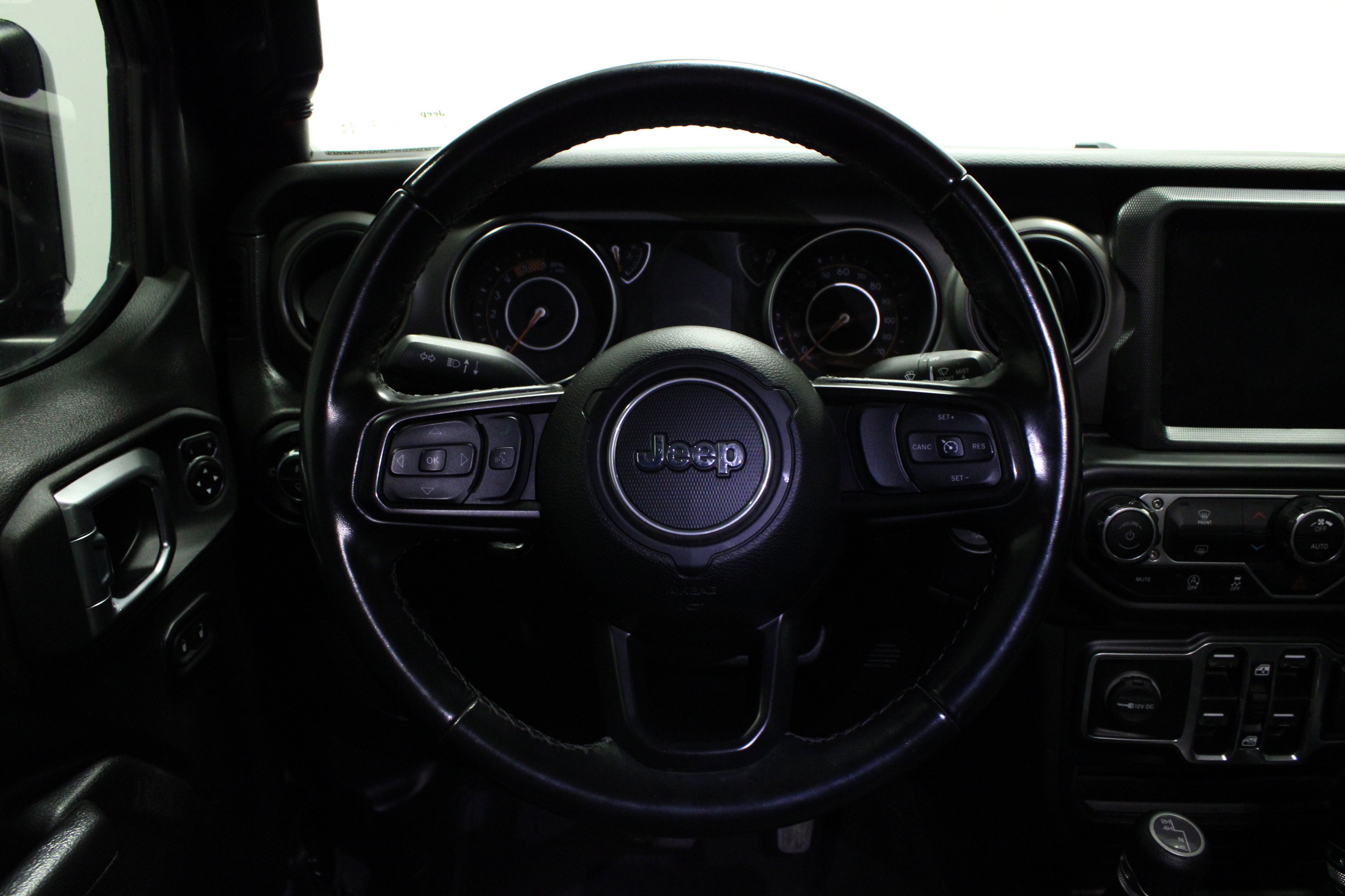 Used 2022 Jeep Gladiator Sport image 21