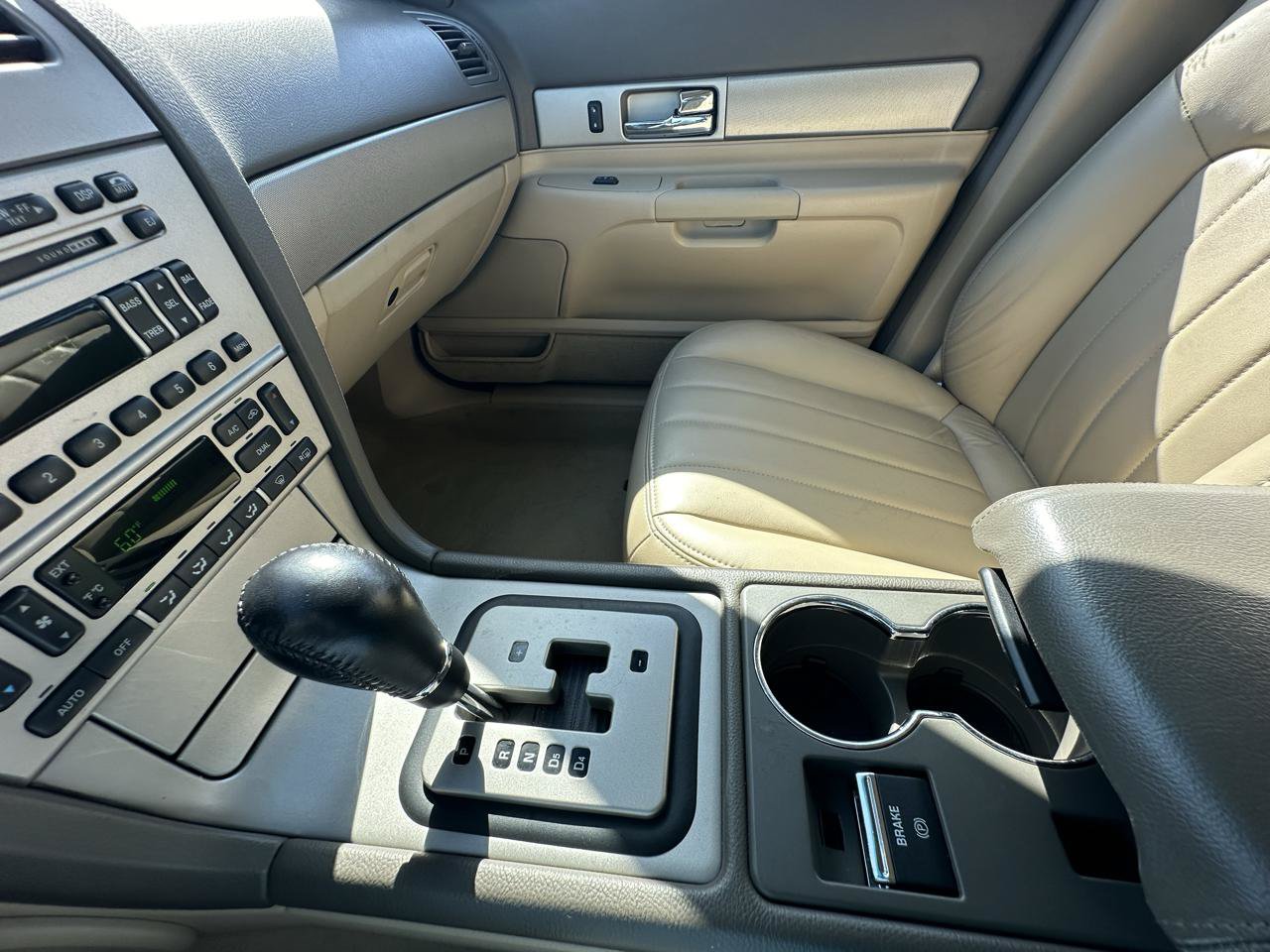 Used 2005 Lincoln LS RWD image 33