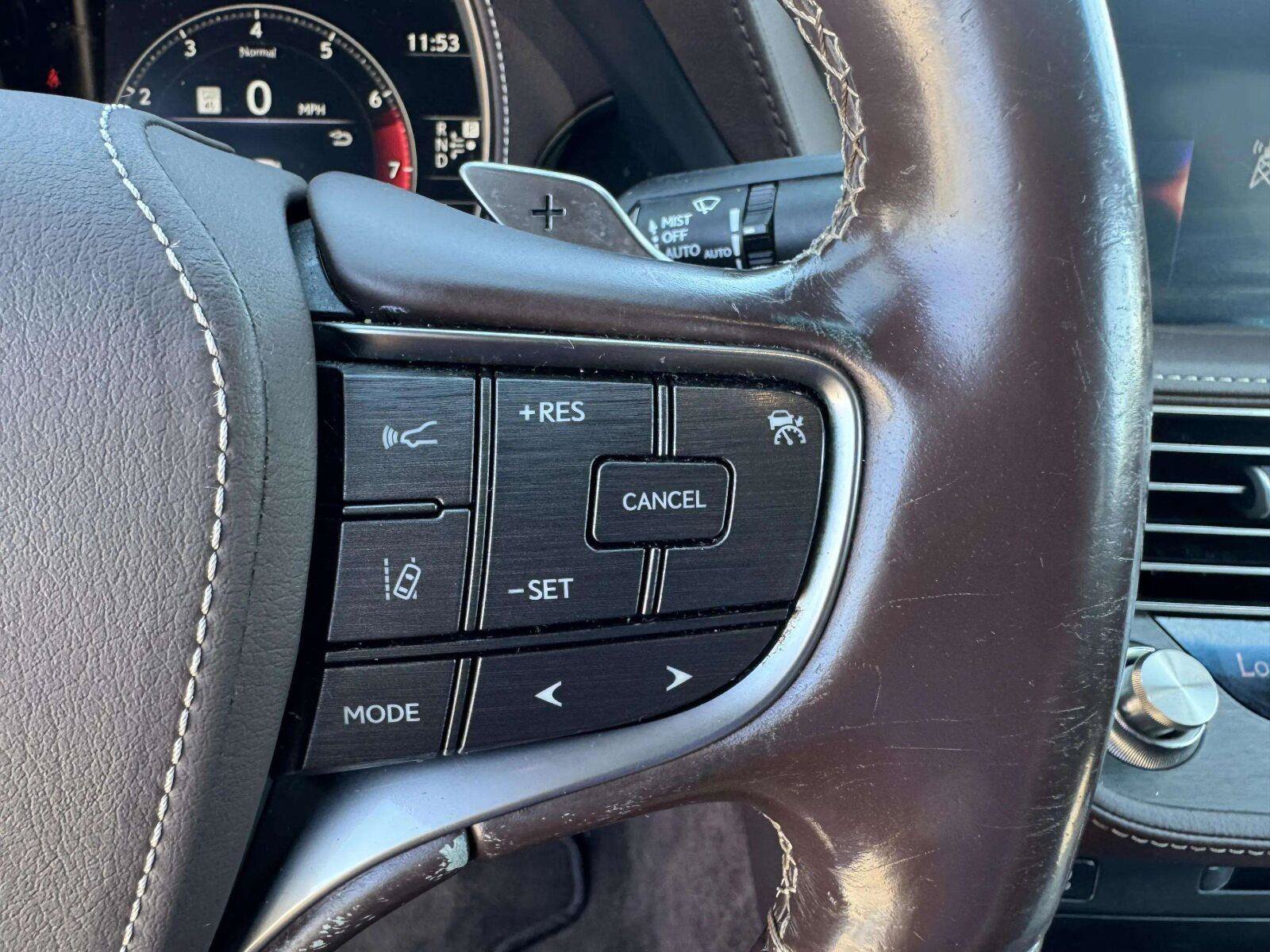 Used 2018 Lexus LS 500 AWD w/ Luxury Package image 26