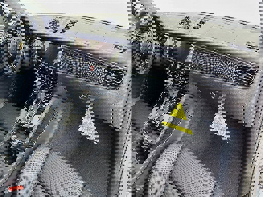 New 2026 Porsche Macan GTS image 34