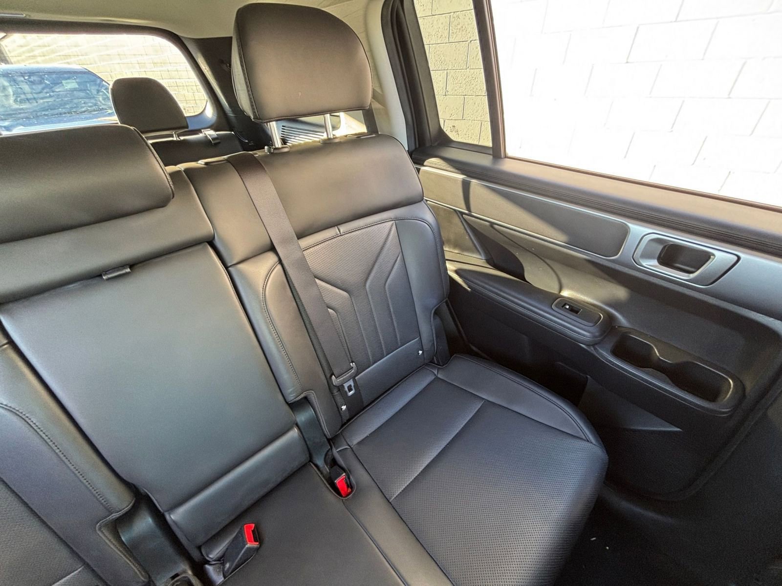 Used 2025 Hyundai Santa Fe SEL image 38