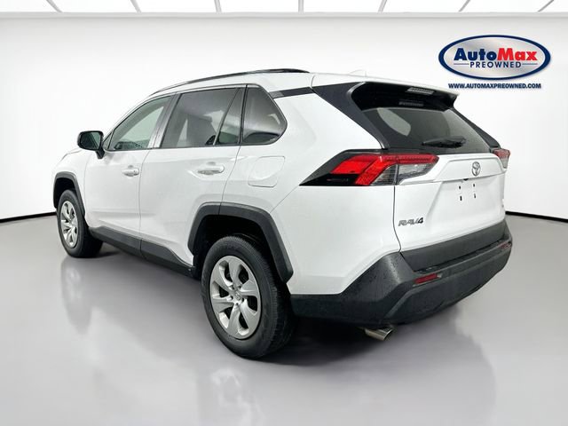 Used 2021 Toyota RAV4 LE image 5