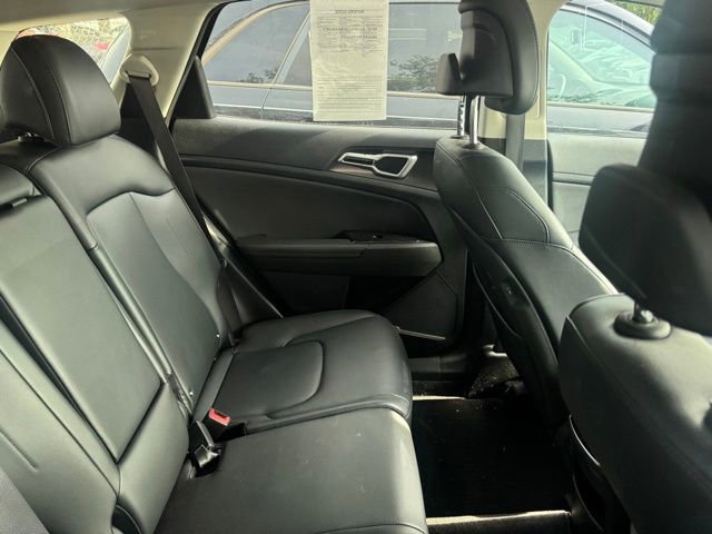 Certified 2024 Kia Sportage EX FWD image 6