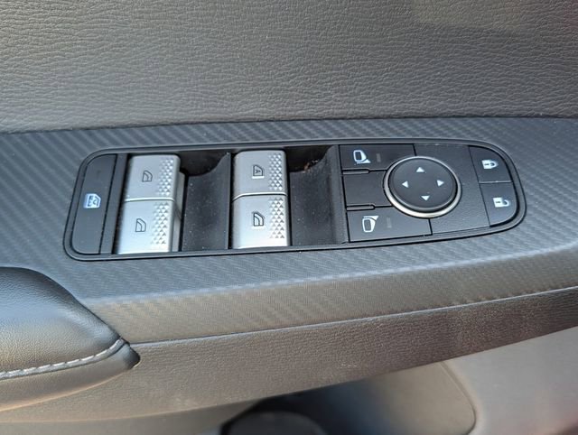 Used 2022 Mitsubishi Outlander ES image 13