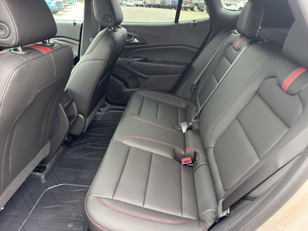 New 2026 Chevrolet Trax RS w/ Sunroof Package image 18