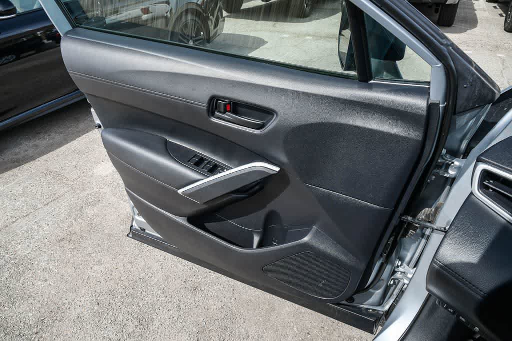 Used 2025 Toyota Corolla Cross AWD Hybrid image 25