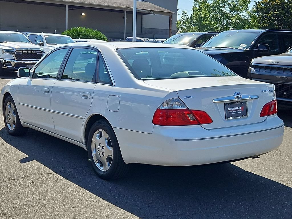 Used 2004 Toyota Avalon XLS FWD image 5