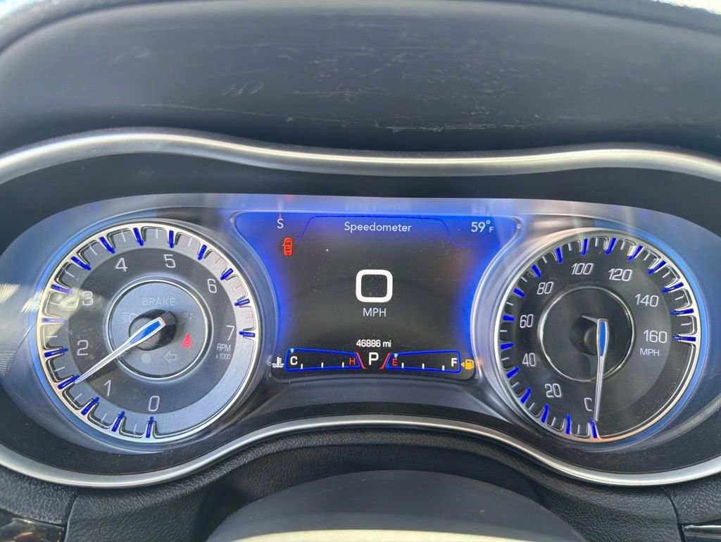Used 2021 Chrysler 300 S w/ S Model Appearance Package RWD image 12