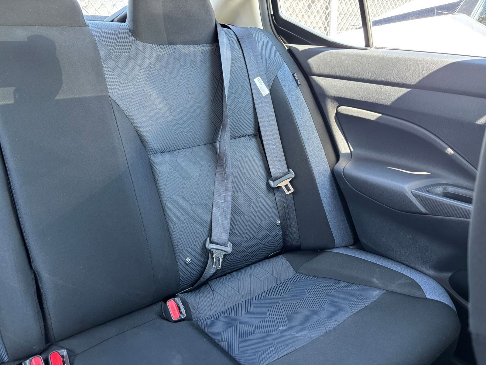 Used 2025 Nissan Versa SV FWD image 35
