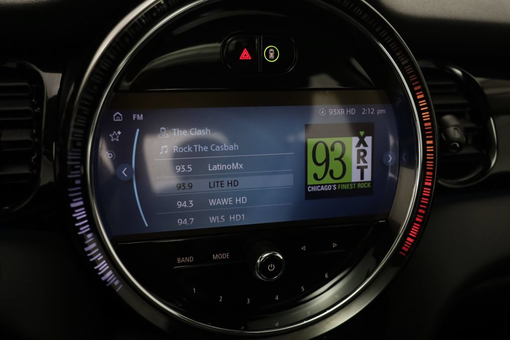 Certified 2024 MINI Cooper 2-Door Hardtop FWD image 8