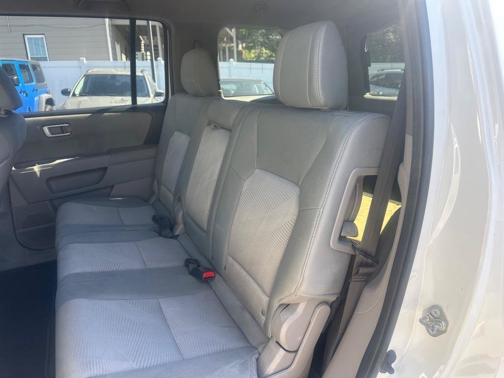 Used 2014 Honda Pilot LX image 18