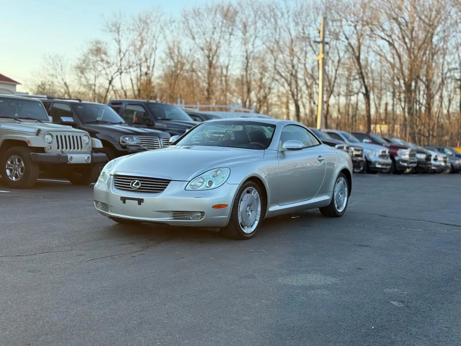 Used 2002 Lexus SC 430 Convertible image 6