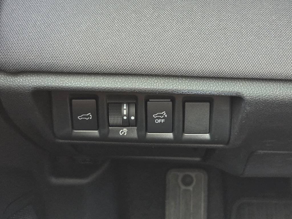 Used 2025 Subaru Outback Premium w/ Popular Package #1A AWD/4WD image 22