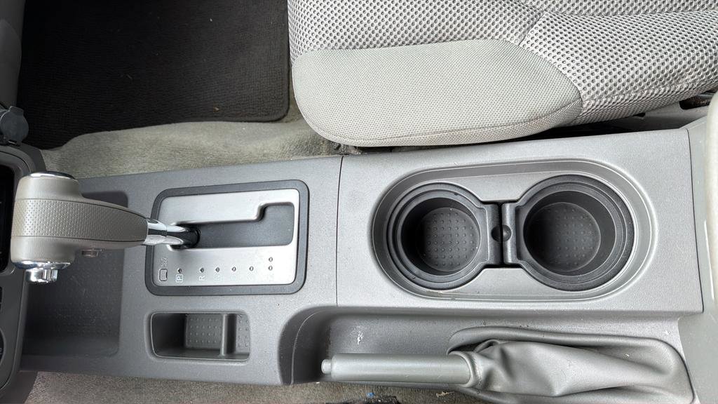 Used 2015 Nissan Frontier SV image 19