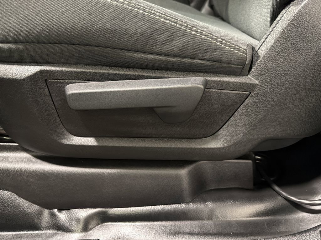 Used 2024 RAM 5500 Tradesman image 15