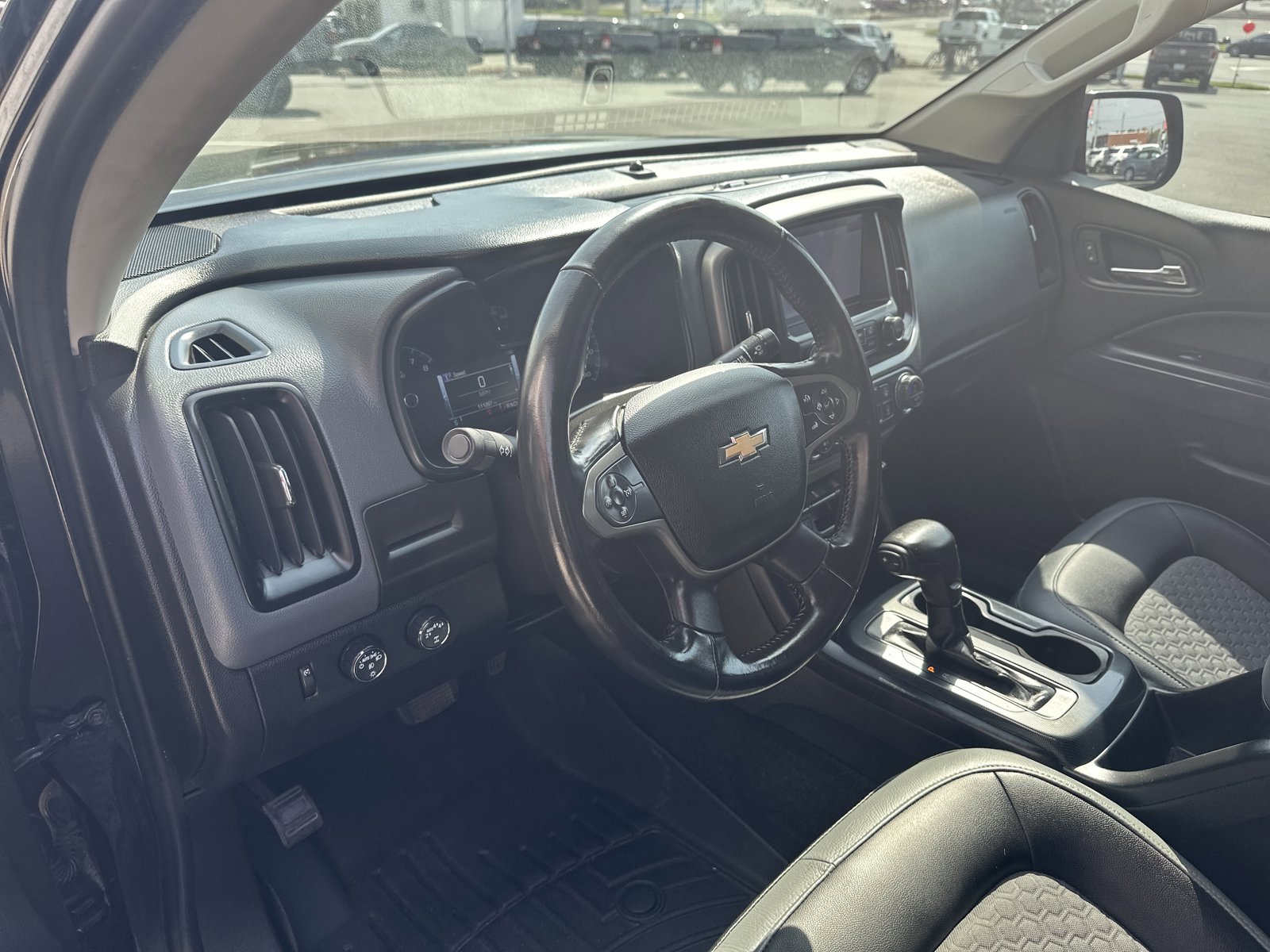 Used 2018 Chevrolet Colorado Z71 AWD/4WD image 21