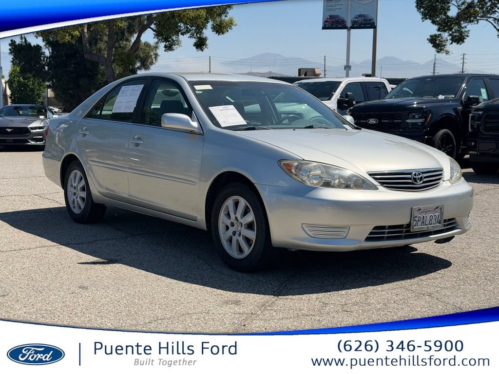 Used 2006 Toyota Camry LE FWD image 1
