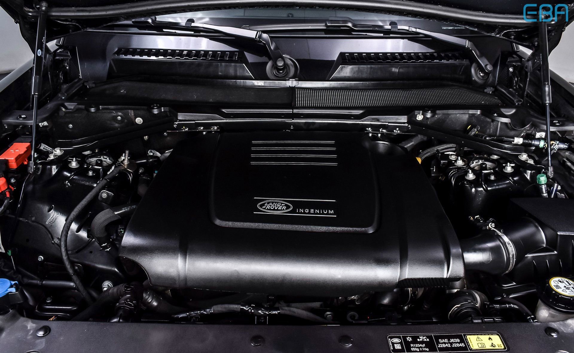 Used 2025 Land Rover Defender 110 S image 11