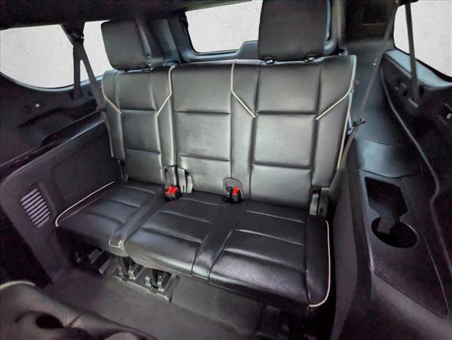 Used 2021 Cadillac Escalade ESV Premium Luxury w/ Driver Assist Tech Package image 21