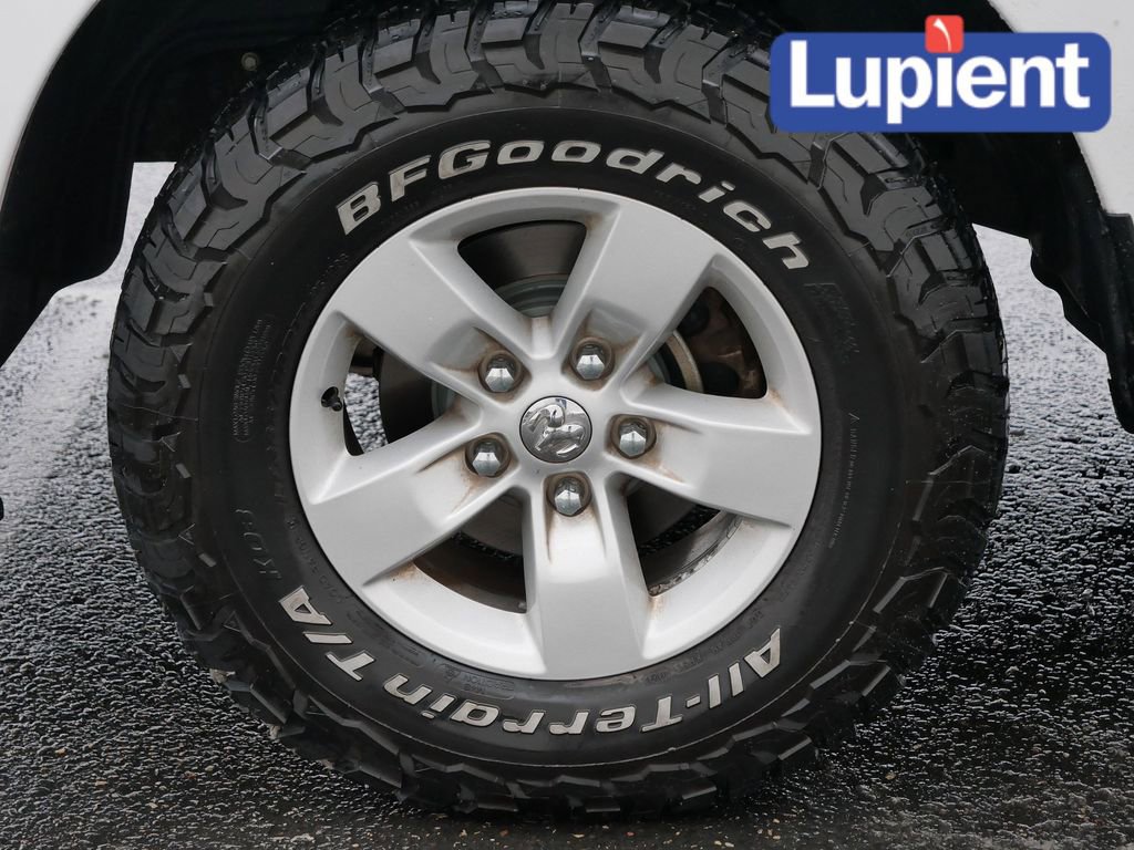 Used 2017 RAM 1500 Express image 12