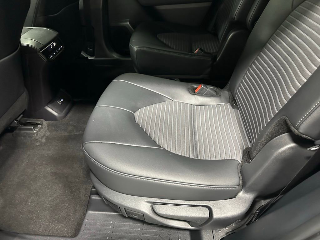 Used 2025 Toyota Highlander XSE image 49