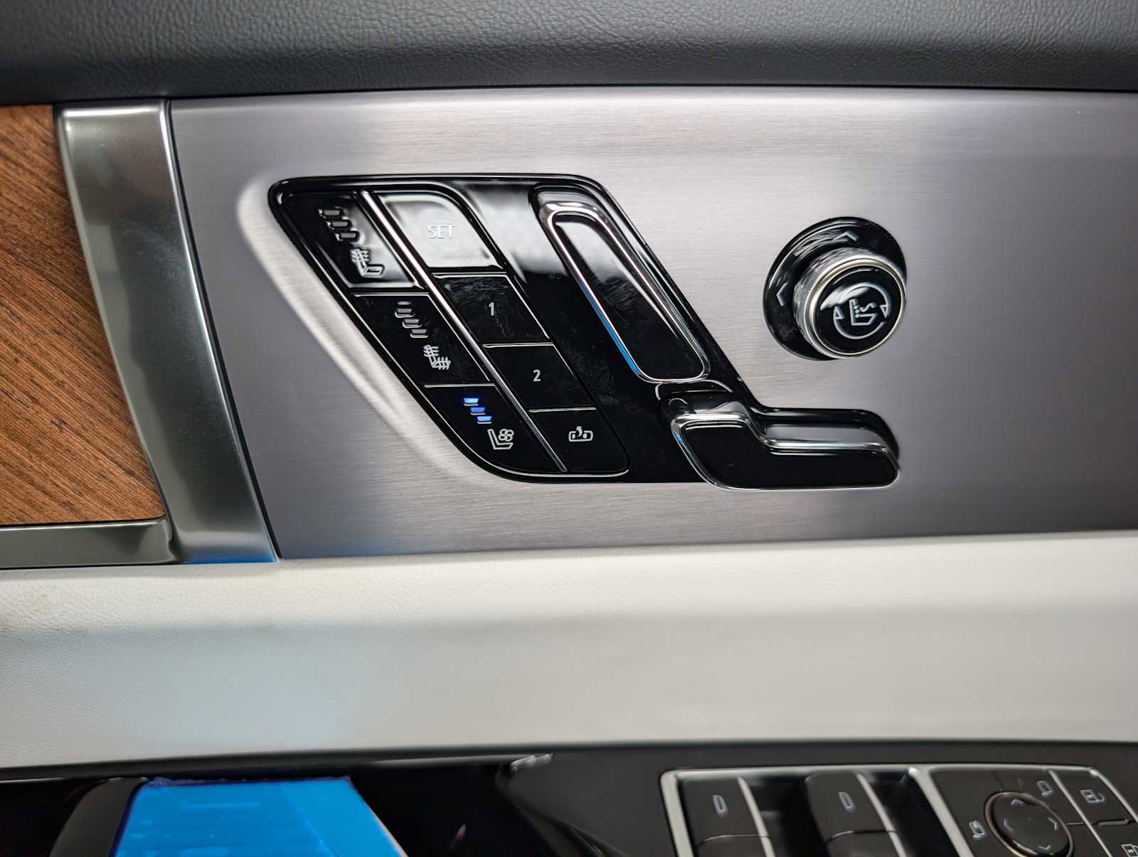 New 2026 Cadillac Vistiq Luxury image 36