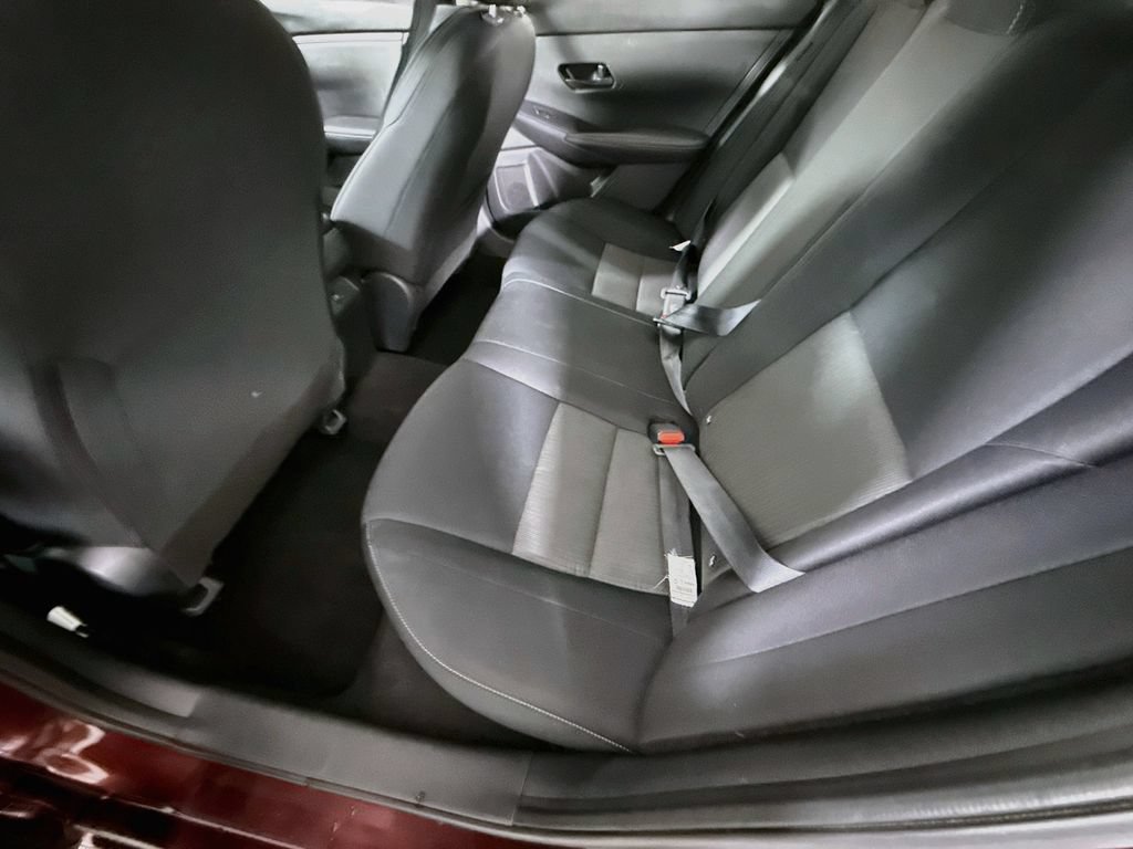 Used 2024 Nissan Sentra SV FWD image 26