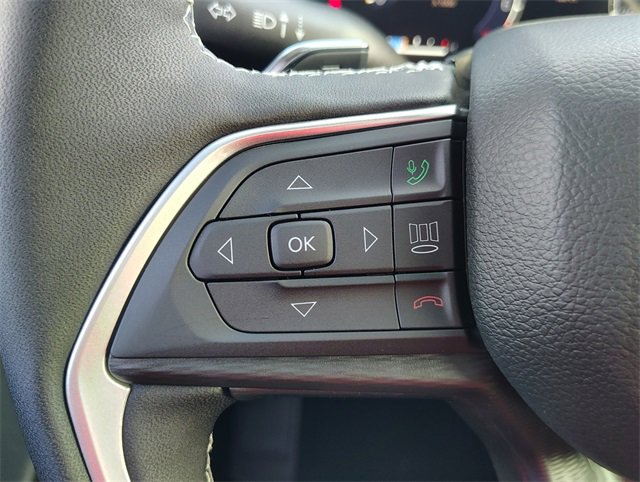 New 2025 Jeep Grand Cherokee Altitude image 19