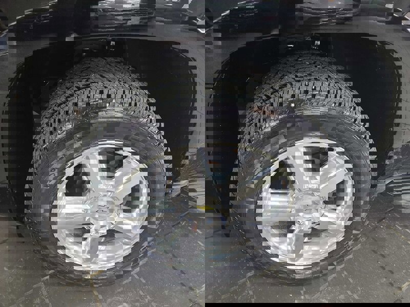 Used 2012 Chevrolet Suburban LTZ image 41