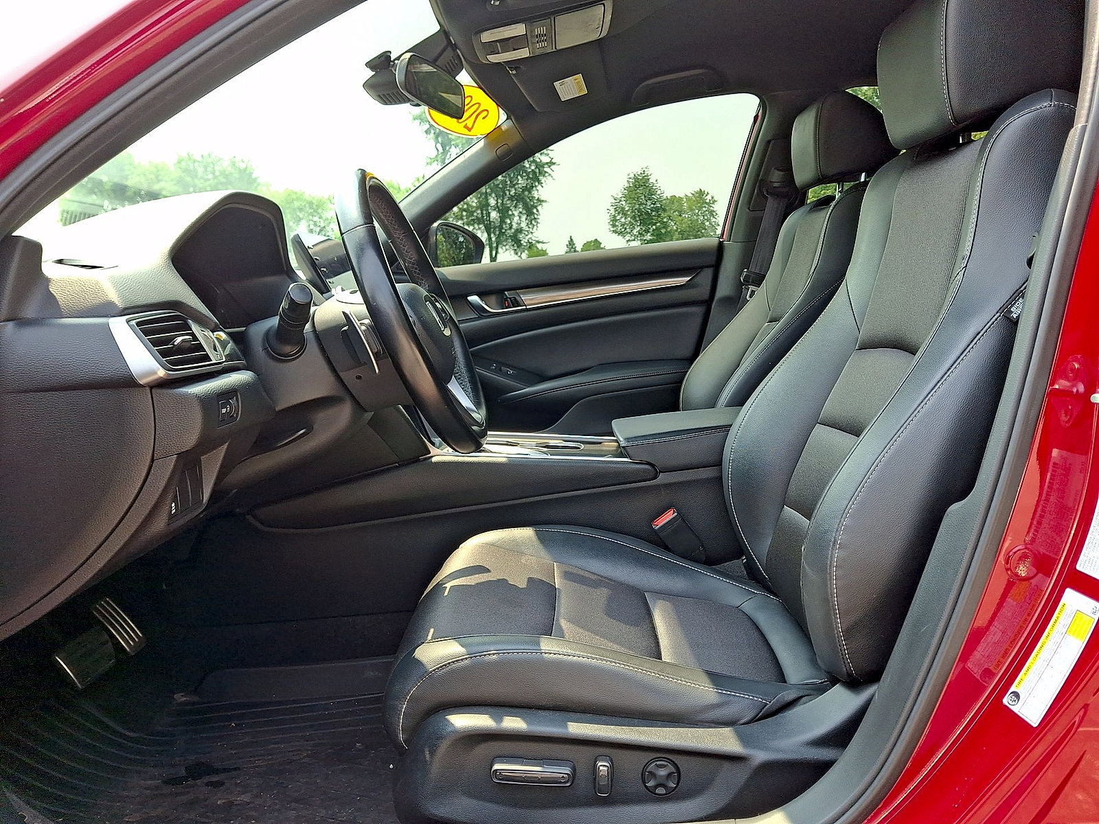 Used 2022 Honda Accord Sport image 11