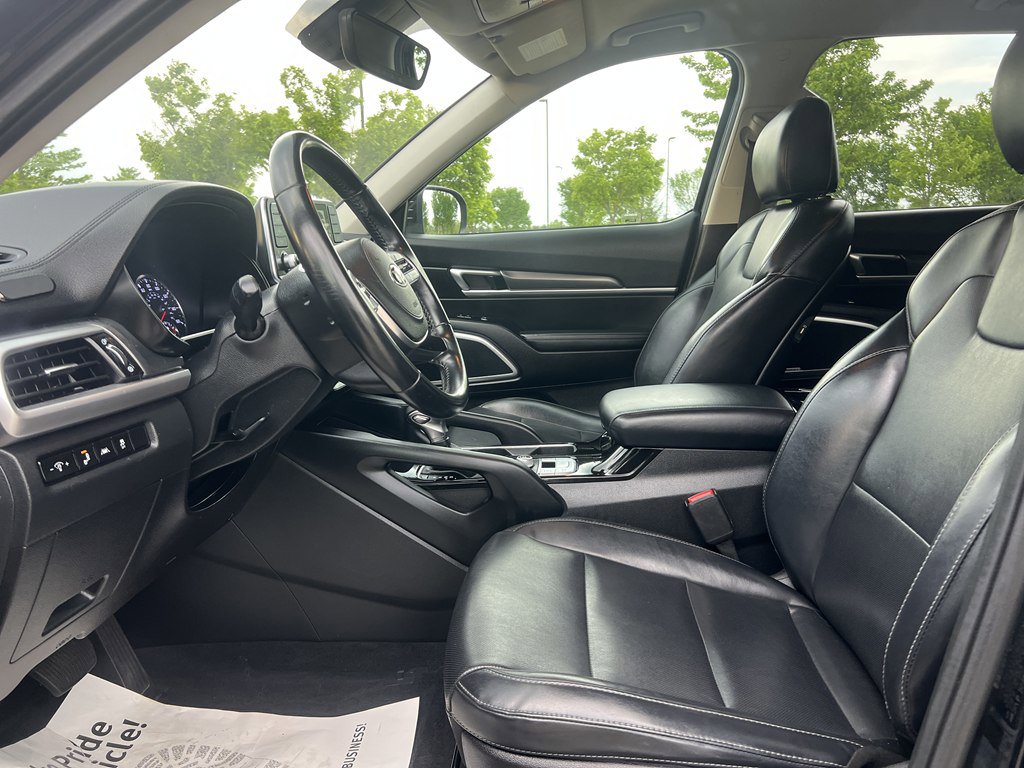 Used 2020 Kia Telluride LX FWD image 19