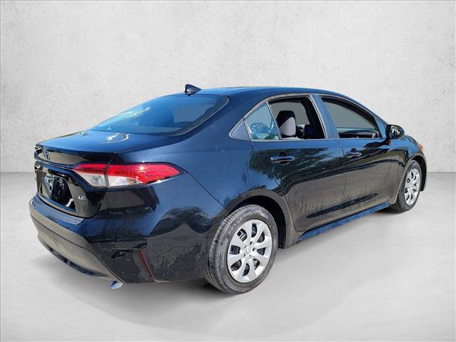 Used 2023 Toyota Corolla LE image 5