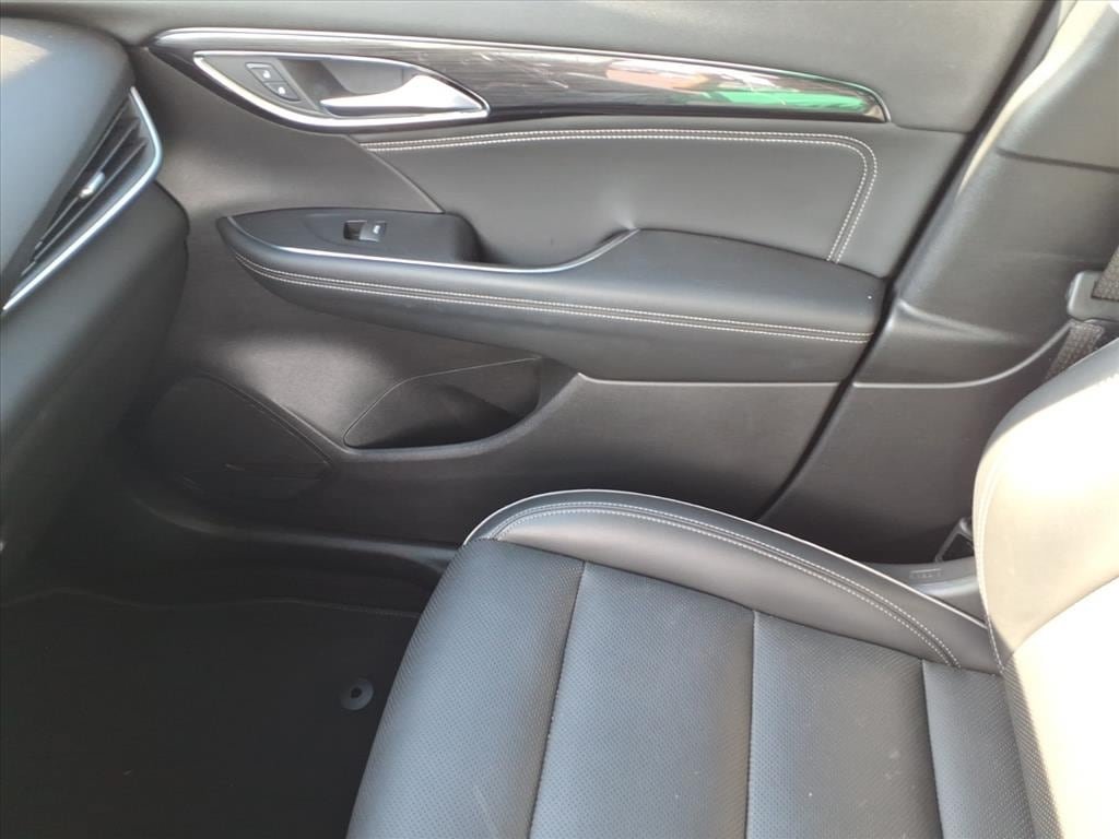 Used 2023 Buick Envision Essence FWD image 34