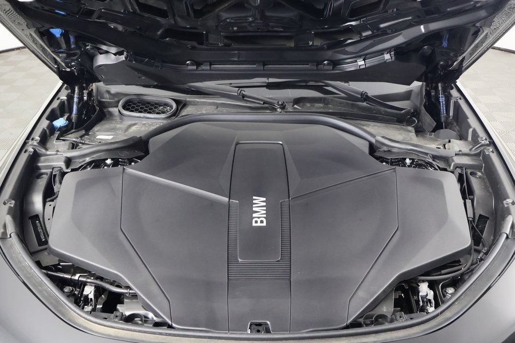 New 2026 BMW i7 eDrive50 w/ M Sport Package RWD image 9