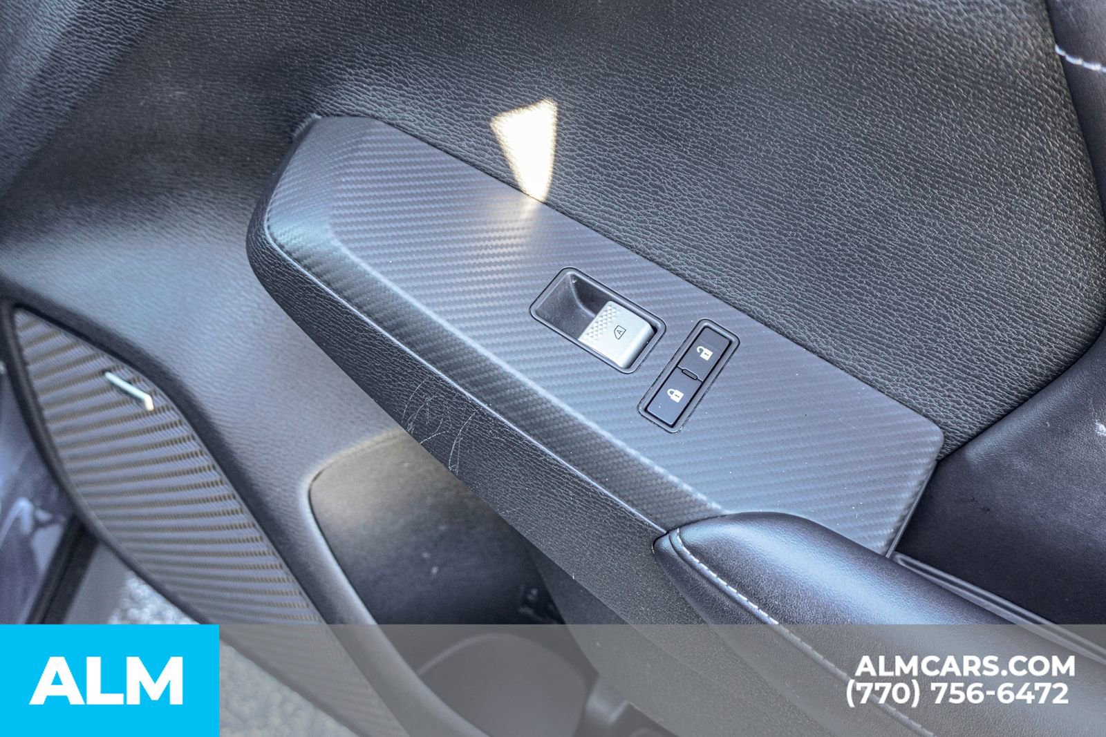 Used 2025 Mitsubishi Outlander SE image 51