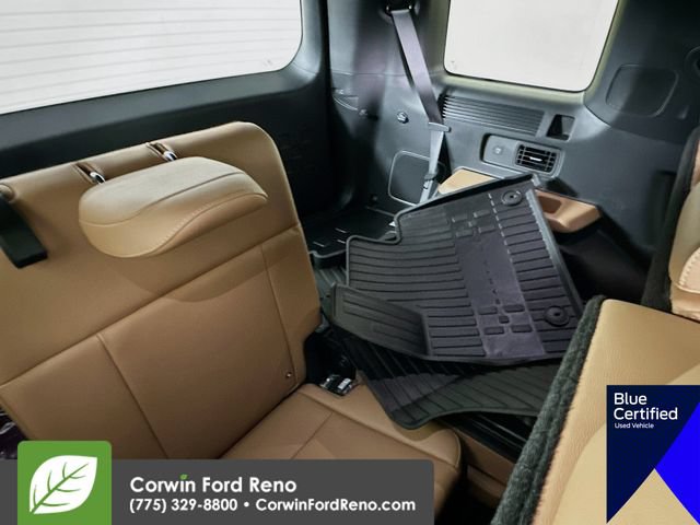 Used 2025 Hyundai Santa Fe Limited AWD/4WD image 32