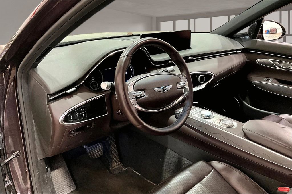 Used 2022 Genesis GV70 2.5T w/ Advanced Package AWD/4WD image 11