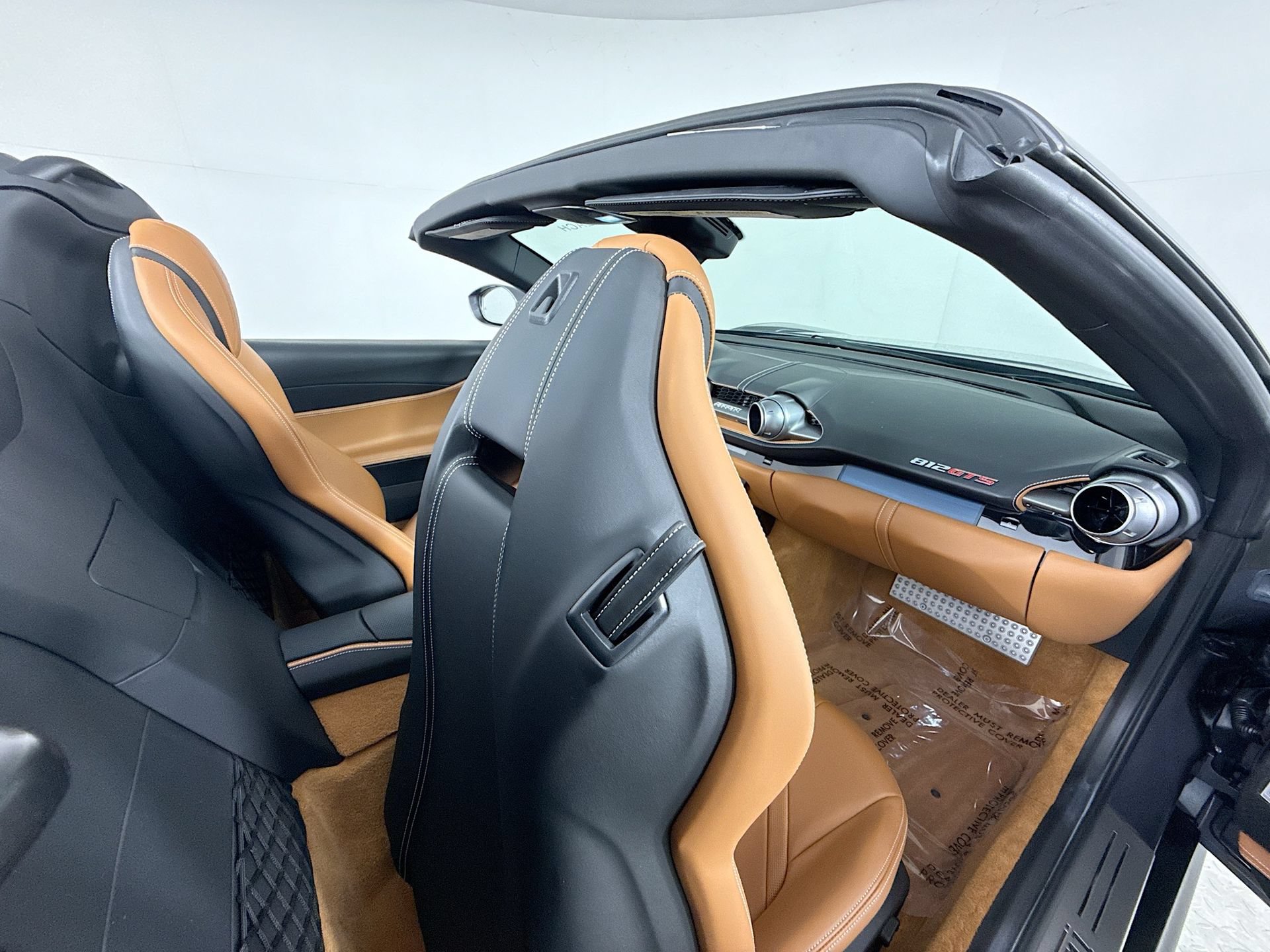 Certified 2021 Ferrari 812 GTS RWD image 22