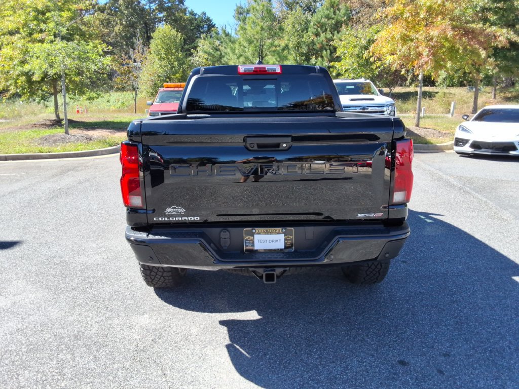 New 2026 Chevrolet Colorado ZR2 w/ Technology Package AWD/4WD image 6
