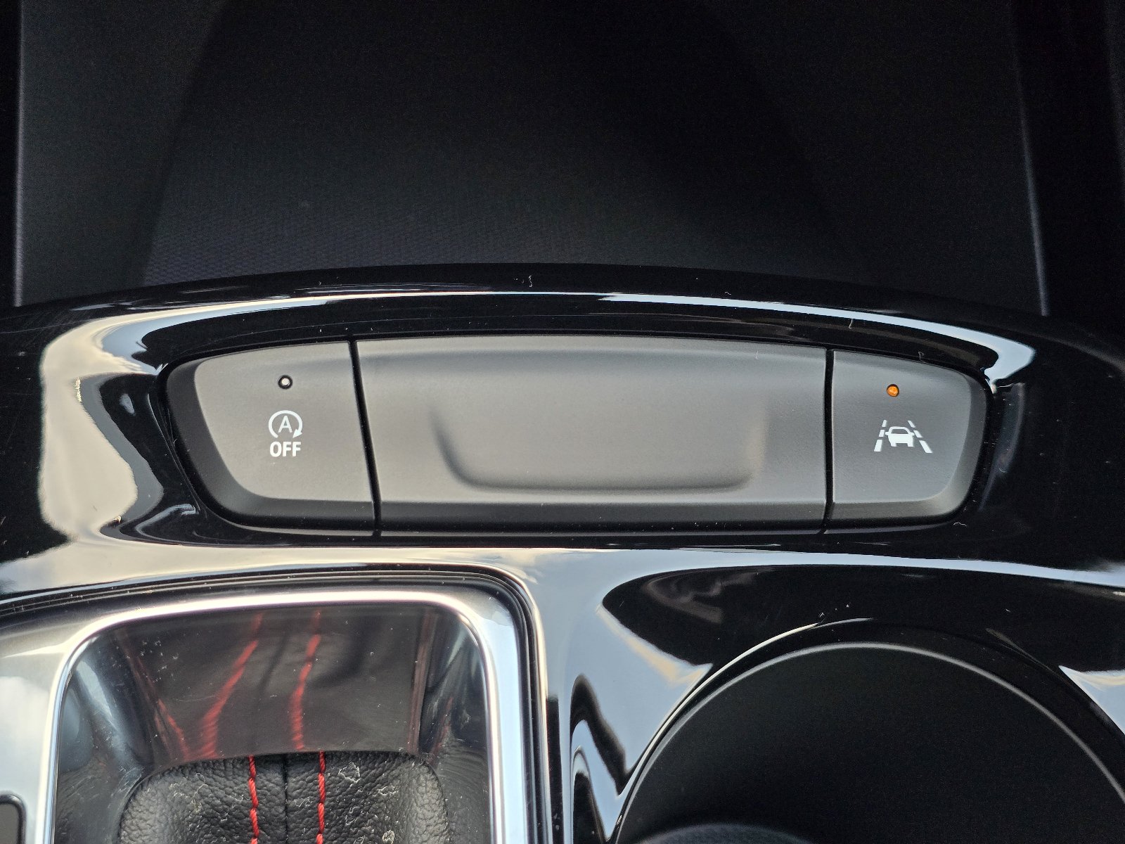Used 2026 Chevrolet Trax RS w/ Driver Confidence Package FWD image 19