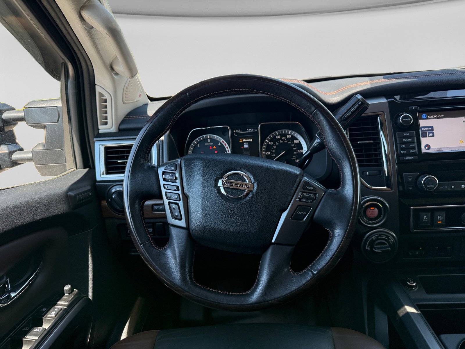 Used 2018 Nissan Titan Platinum Reserve w/ Platinum Utility Package AWD/4WD image 13