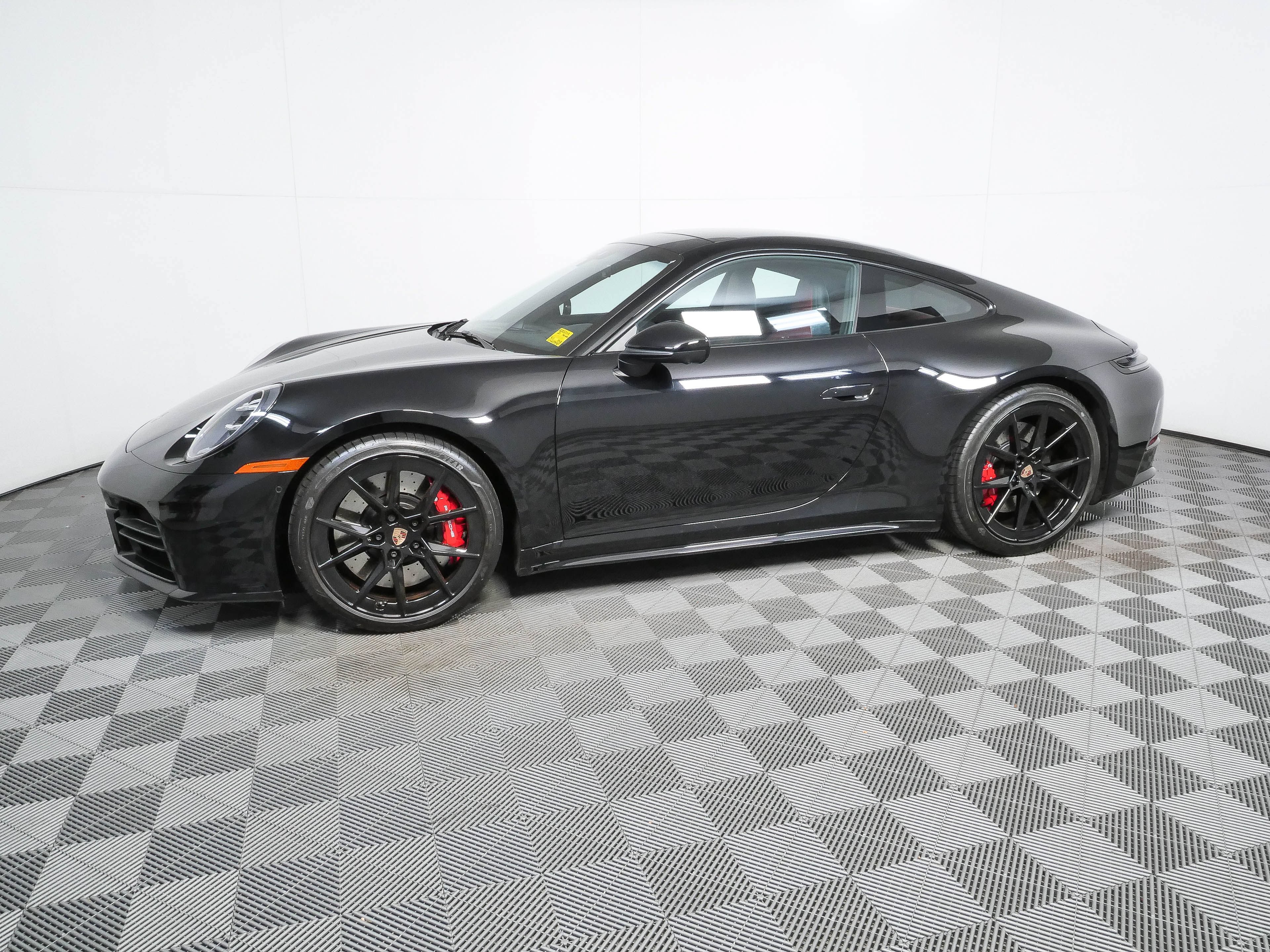 Certified 2025 Porsche 911 Carrera S RWD video 2